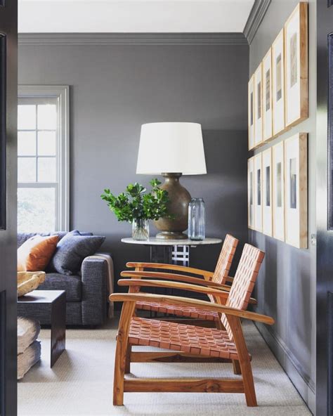 benjamin moore charcoal gray